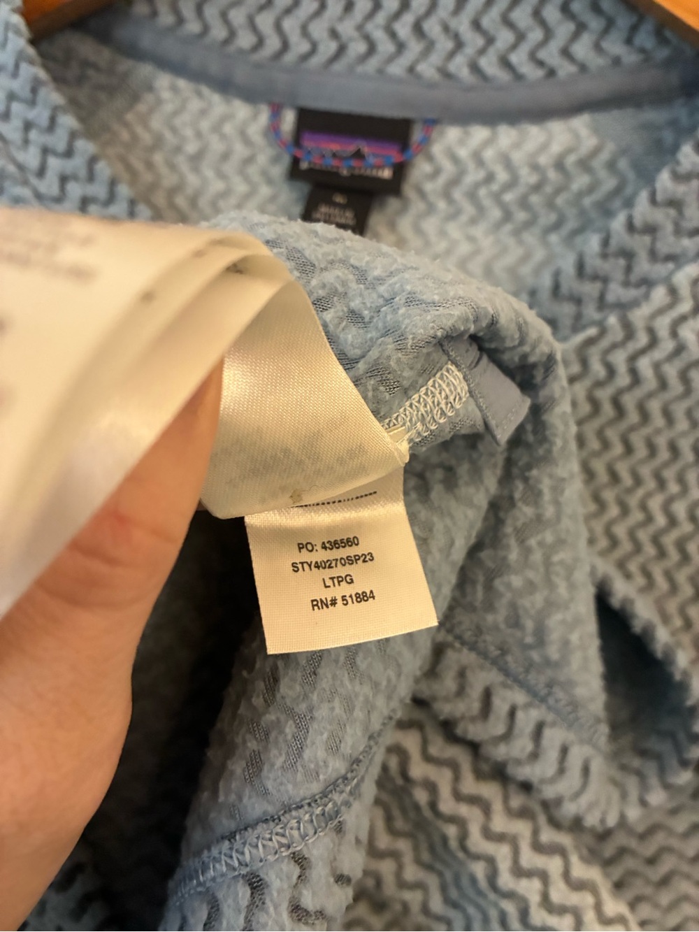 Patagonia R1 Air Henley - Picture 6 of 8